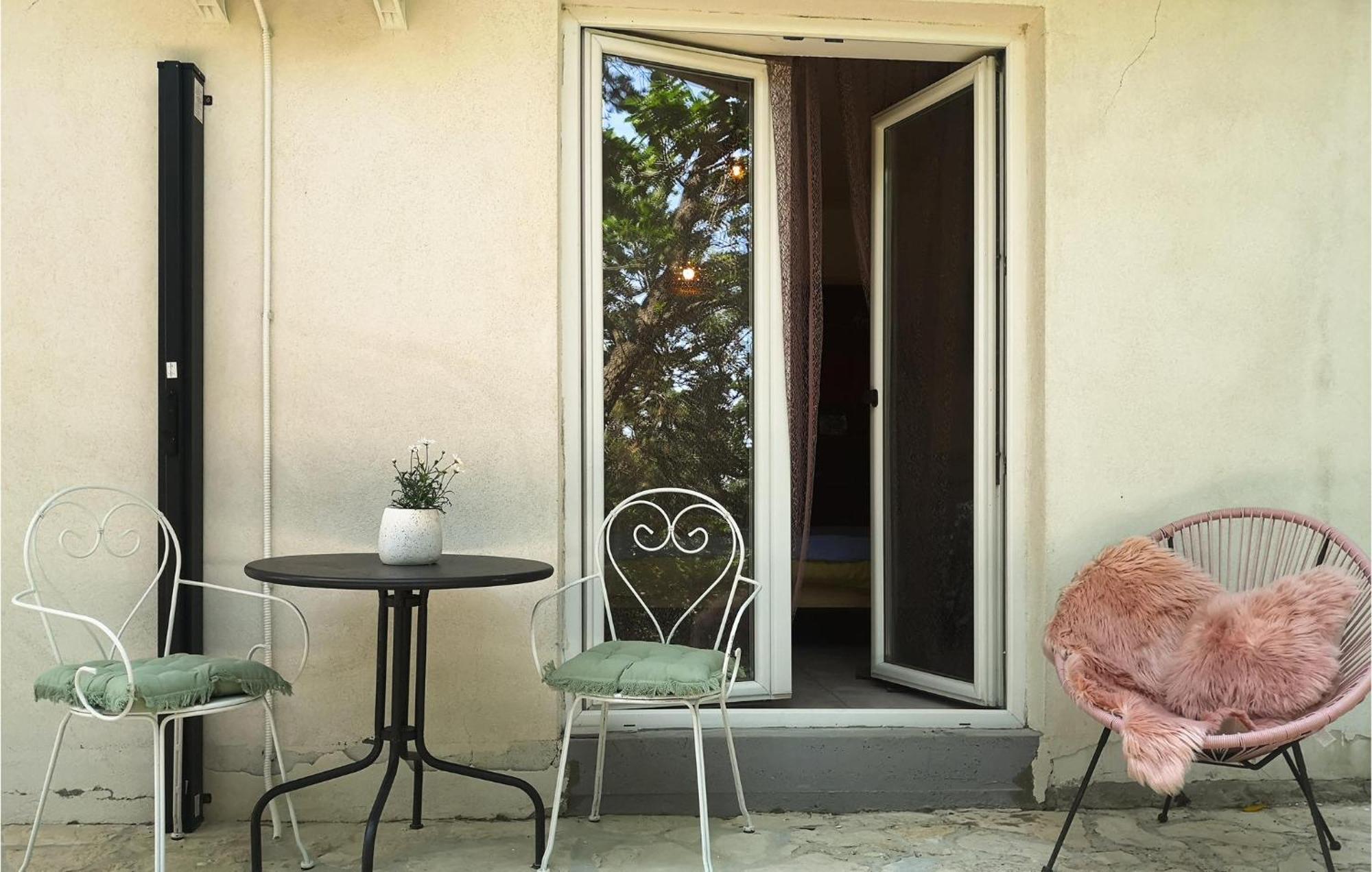 Pet Friendly Apartment In Novalja With Kitchen Exterior foto